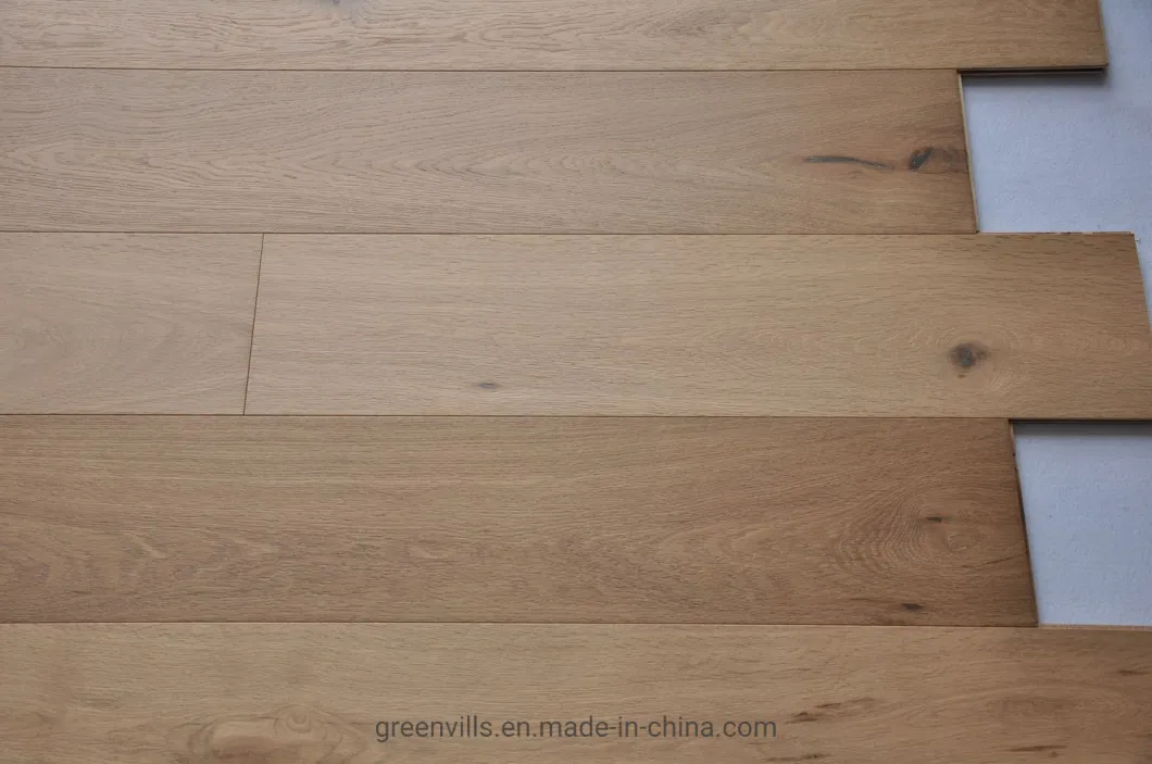 High Quality Original Wood Hot Sale Engineered Oak Dotan Grey with Plywood Core Parquet Flooring