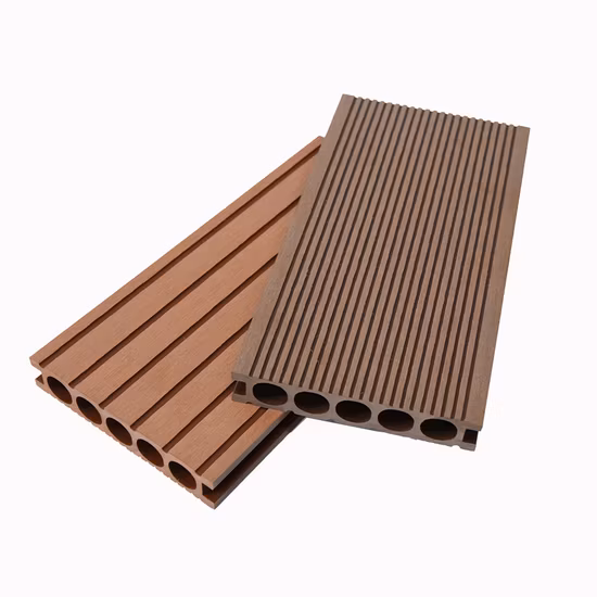 Plancher de terrasse composé en plastique et bois, fait sur commande, couleur teck artificiel, creux personnalisé, 150x30mm WPC